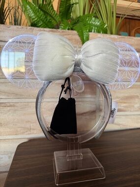 Disney Spaceship Earth Light-Up Minnie Ear Headband with Shimmery Silver Bow